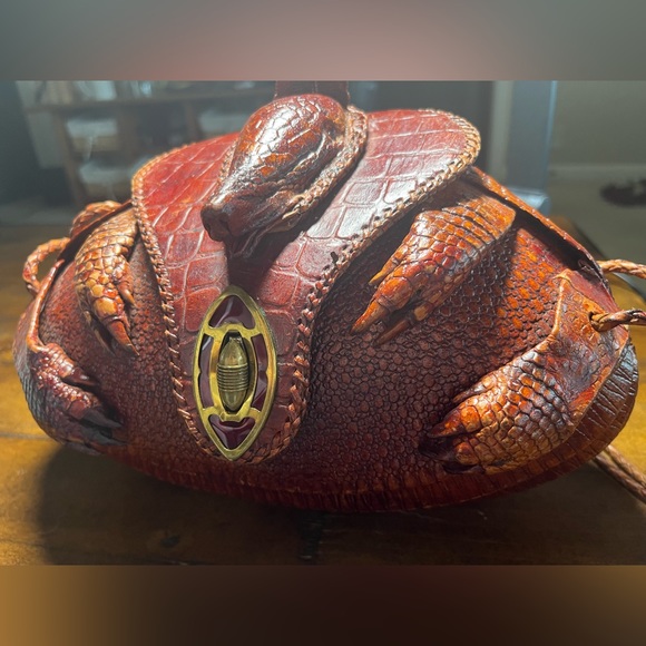 Handbags - 1940s Vintage Armadillo Taxidermy Purse/Handbag